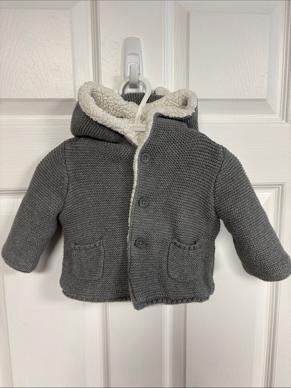 Carter’s Grey & Cream Baby Bear Sweater Knit Hooded Jacket, Baby Boy Size 6month